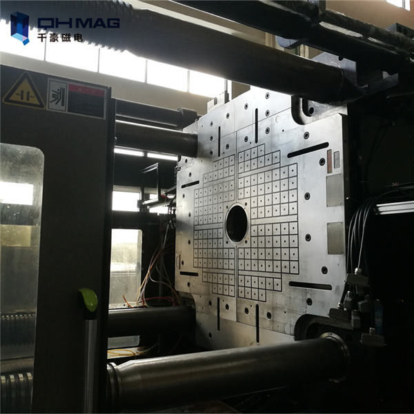 Electro Permanent Magnetic Quick Clamp , 180mm Quick Die Change Equipment
